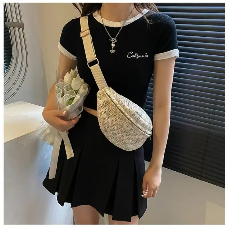 Beige Raffia Floral Crossbody