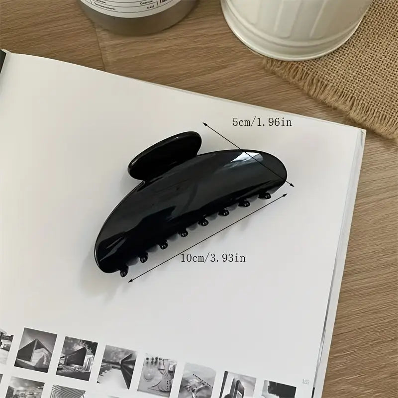 Black Sleek Claw Clip