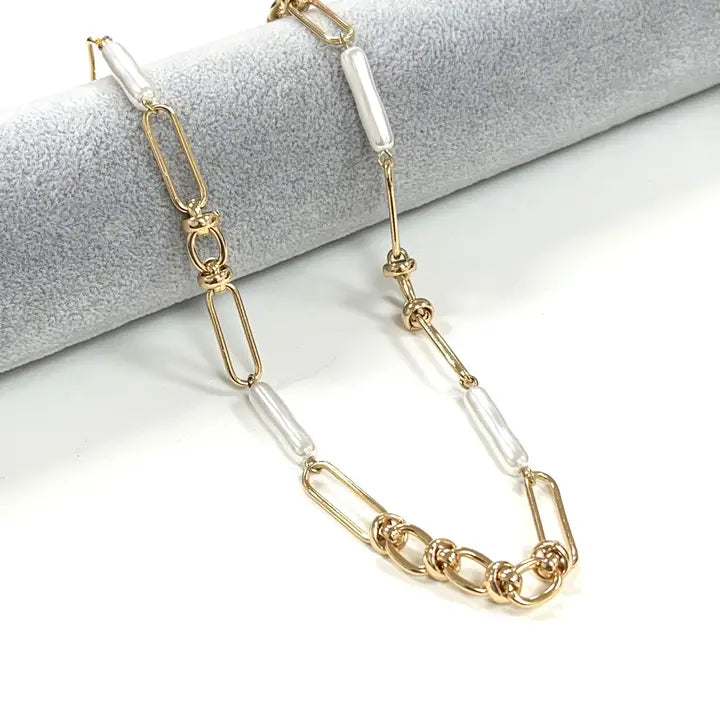 Modern Bold Paperclip Chain and Pearl Necklace