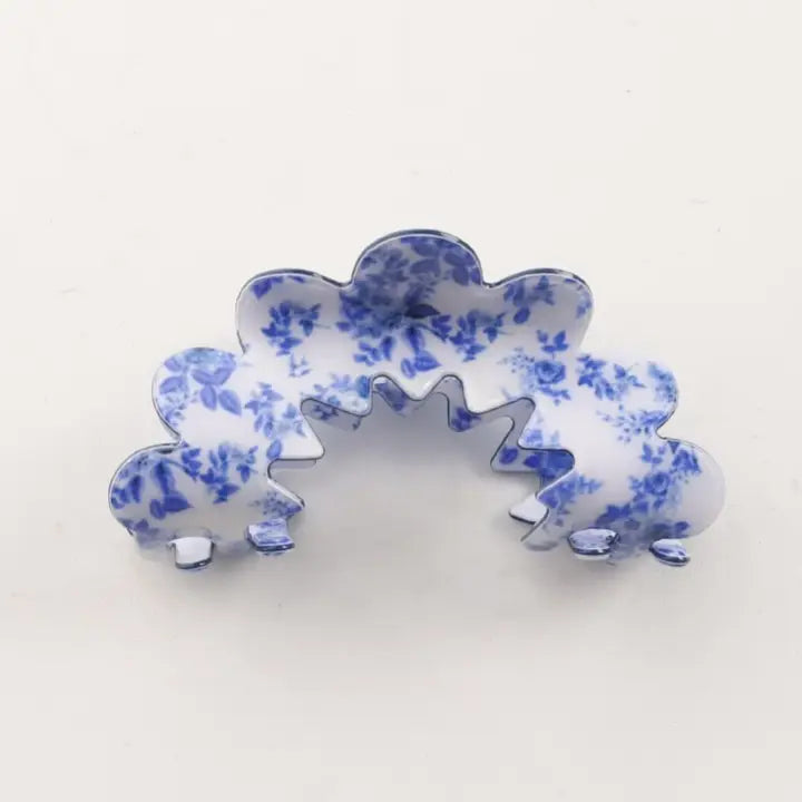 Vintage Porcelain Light Blue Claw Clip