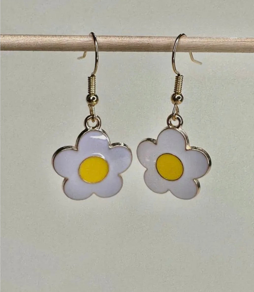 Daisy Drop Earrings