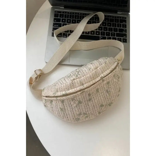 Beige Raffia Floral Crossbody