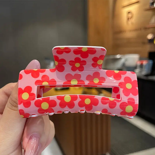 Groovy Claw Clip