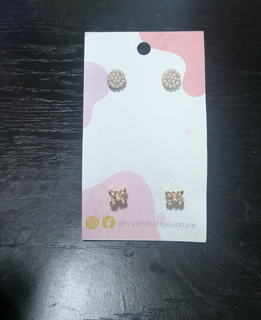 Small Pearl Earring Set